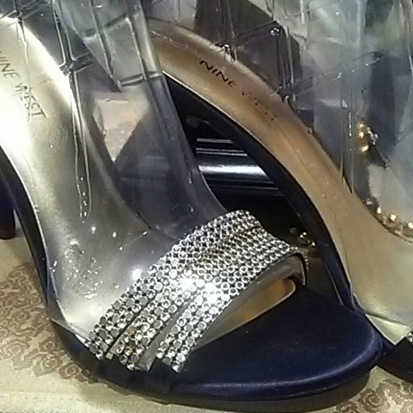 Jazzy. Evening Sandal - Picture 2 of 7